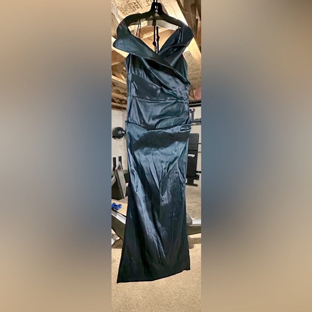 Rickie Freeman Teri Jon Formal Gown